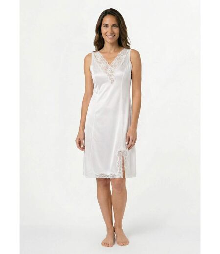 Fond de robe satiné antistatique et dentelle