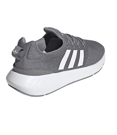 Baskets Motif/style 3 Rayures Swift Run Homme Gris Adidas