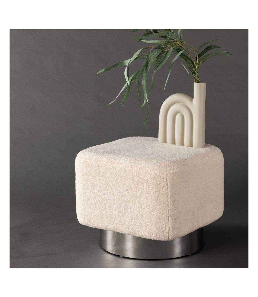 Pouf carré en polyester et acier Newton-2
