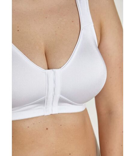 Soutien-gorge bonnets moulés ouvert devant