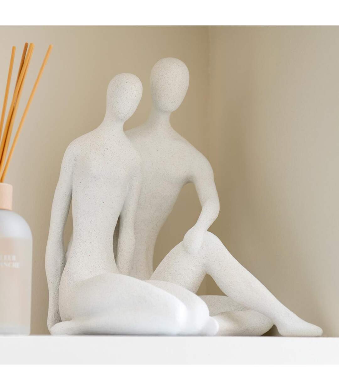 Statuette Couple Assis Moderne 35cm Blanc-3