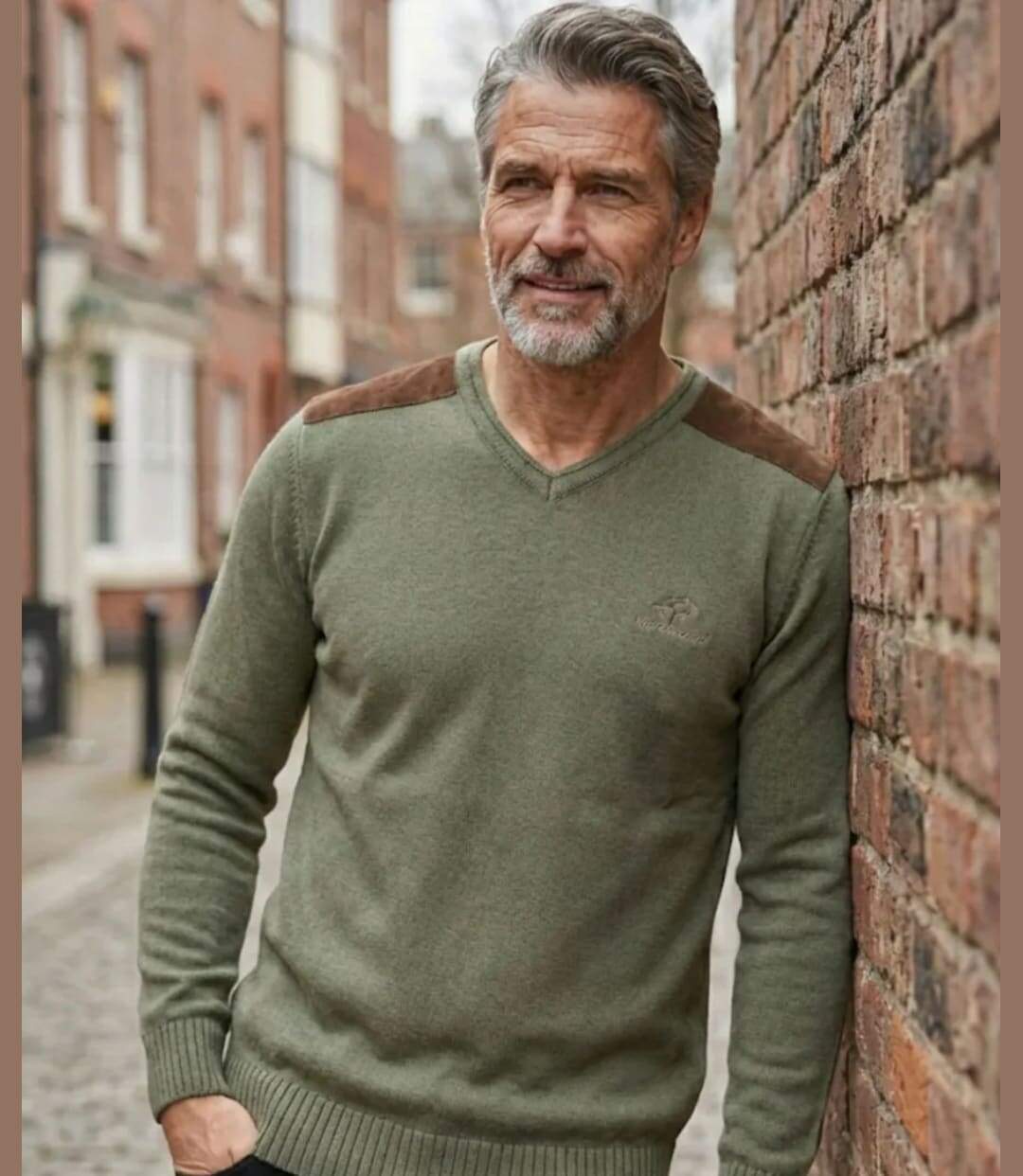 Pull Col V Homme Winchester Panel2 Vert Marine avec Renforts Suédine-4