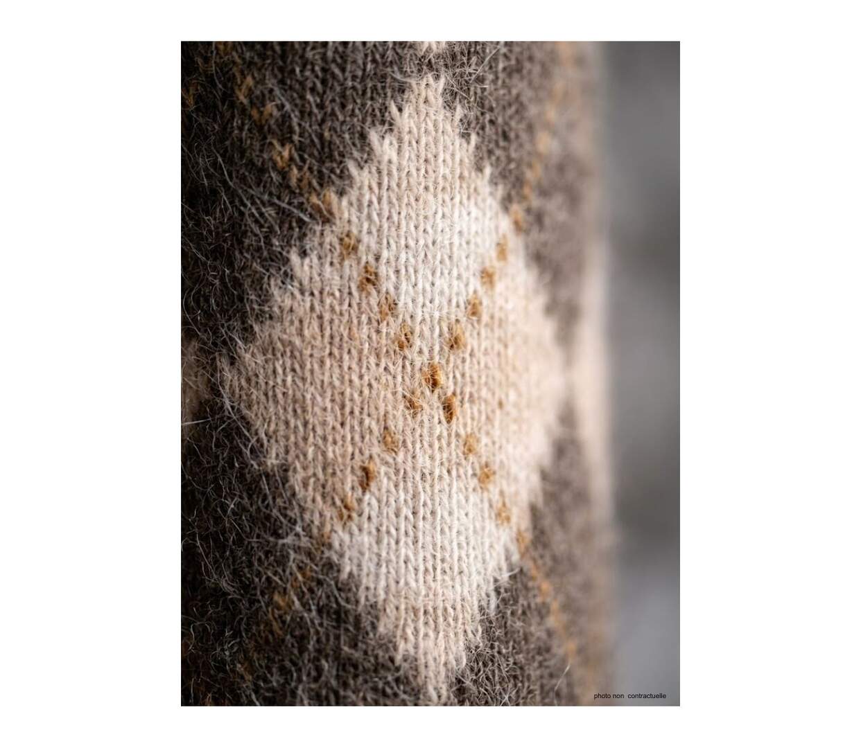 Mayflower CHO741 : Chaussettes mi-bas en angora marron pour une chaleur absolue-4