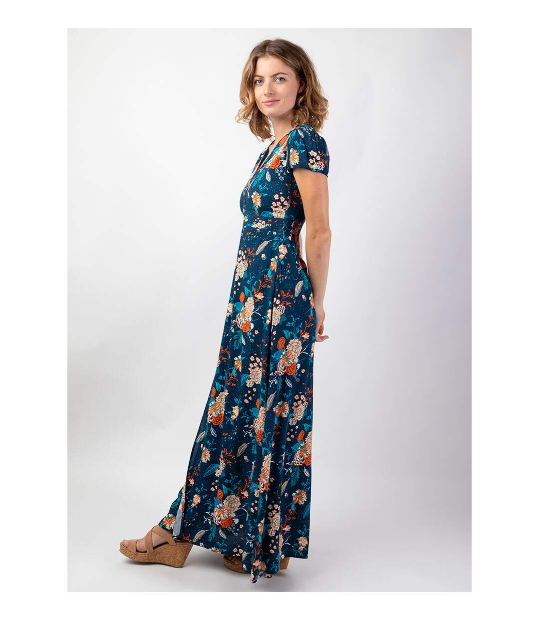 Robe longue fluide et légère MARBELLA imprimé fleuri tendance marine Coton Du Monde-3