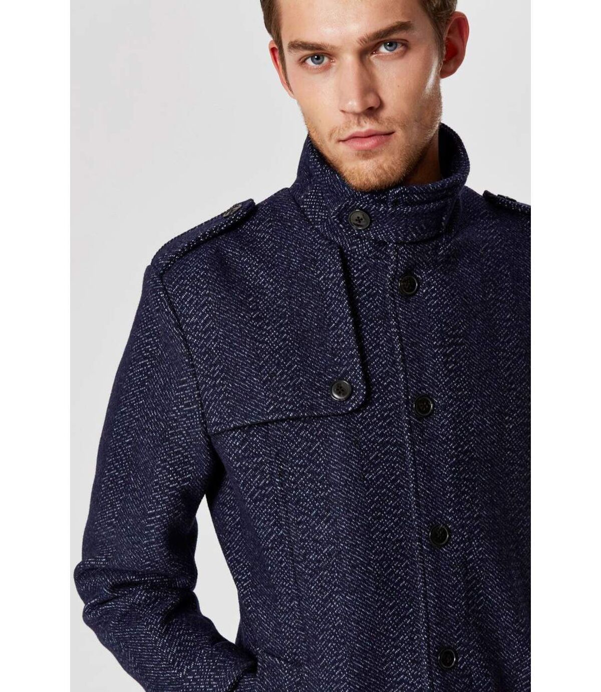 Manteau en laine boutonné