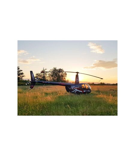 Vol en hélicoptère de 20 min pour 2 au dessus de Roanne et de ses environs - SMARTBOX - Coffret Cadeau Sport & Aventure