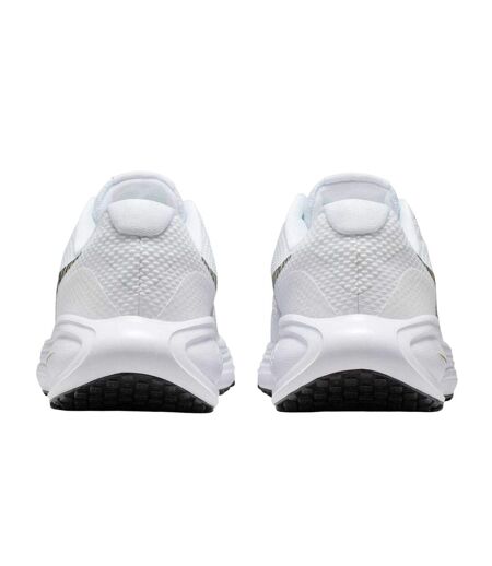 Baskets Revolution Femme Blanc Animalier Nike
