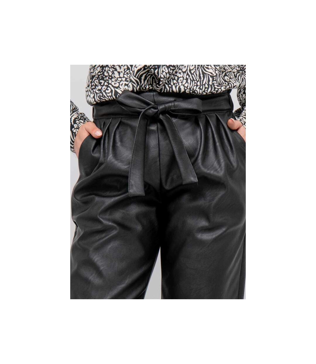 Pantalon effet cuir taille nouée EZOU - Dona X Lisa-3