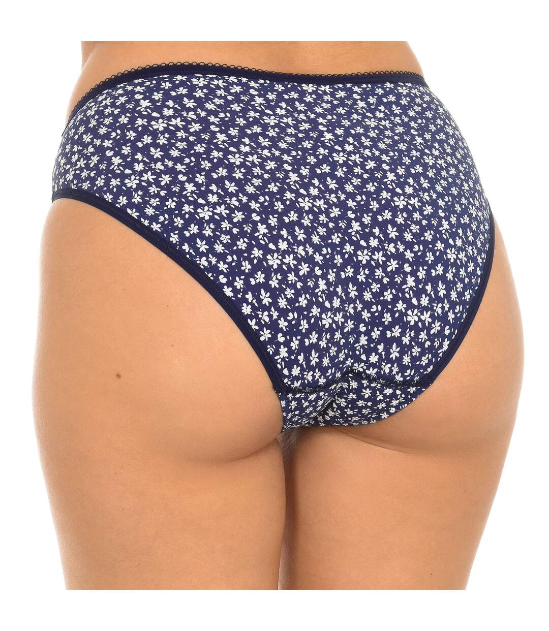 D4D58 women's elastic fabric panties offer comfort and freedom of movement