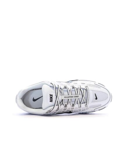 Baskets blanches/noires homme nike p-6000