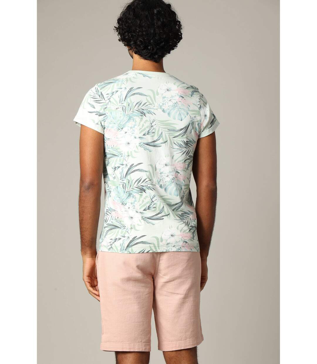 T-shirt en coton à manches courtes avec poche poitrine et motif tropical CARIBANO-3