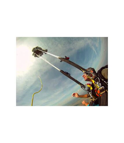 Saut en parachute en tandem près de Dijon - SMARTBOX - Coffret Cadeau Sport & Aventure