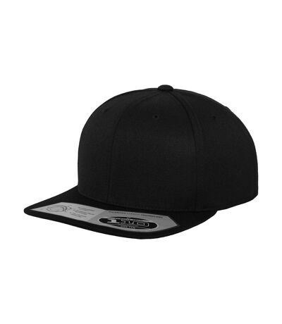 Snapback fitted baseball cap black Flexfit