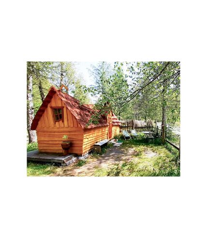 Séjour insolite : 4 jours en cabane avec séance de sauna près du Queyras - SMARTBOX - Coffret Cadeau Séjour