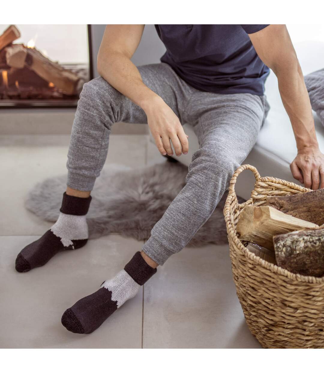 2 Pairs Mens Thermal Bed Socks | Soft Warm Cosy Winter Lounge Socks-5
