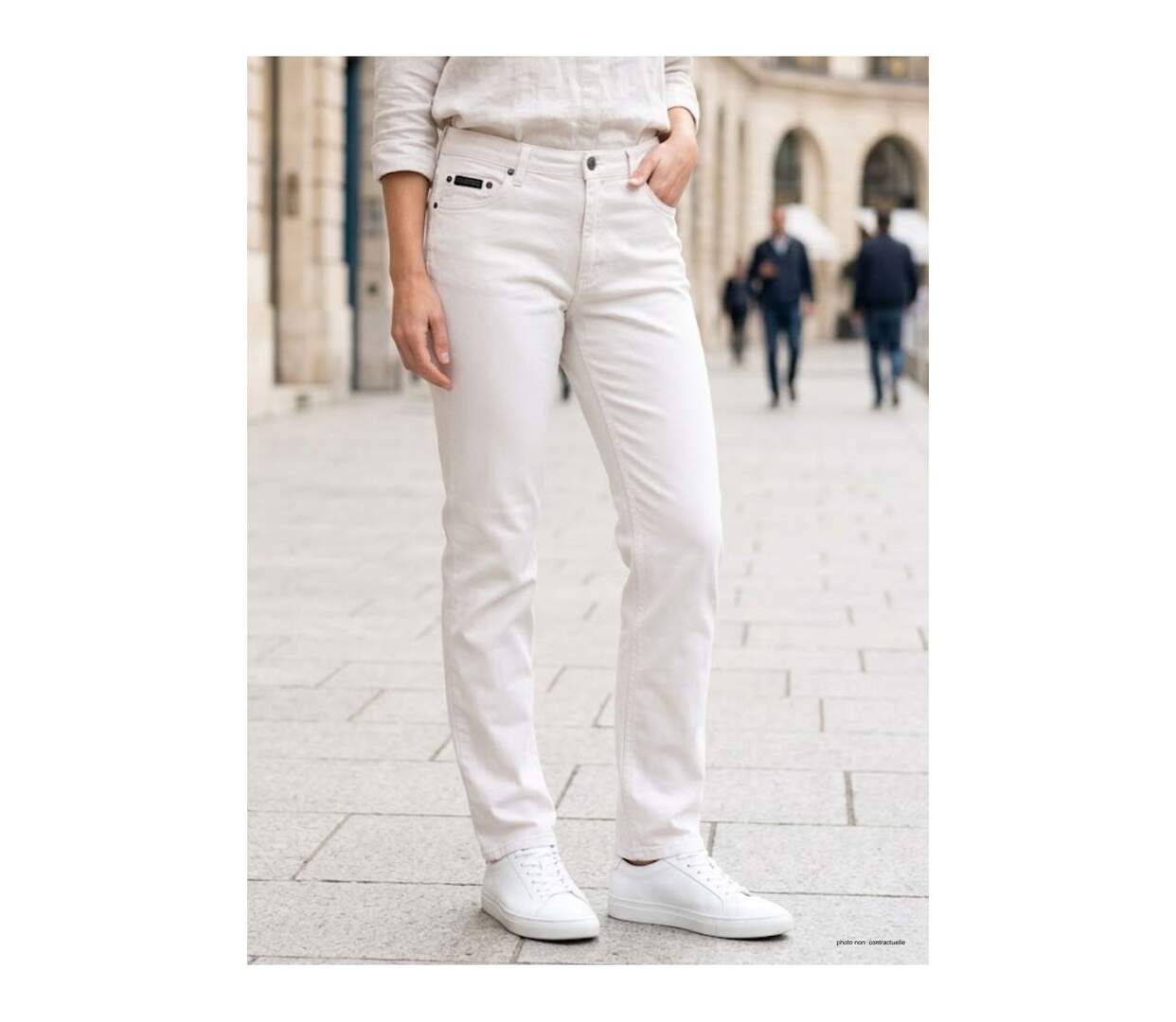 Pantalon Mayflower FIANA2 blanc coupe droite : le confort du stretch au quotidien-1