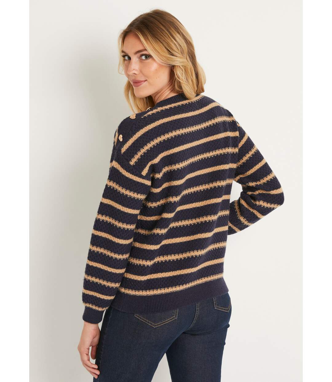 Pull doux rayé col rond maille fantaisie-2