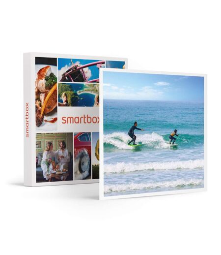 Surf en famille : leçon d'1h30 pour 2 adultes et 2 enfants dans la baie d'Audierne - SMARTBOX - Coffret Cadeau Sport & Aventure
