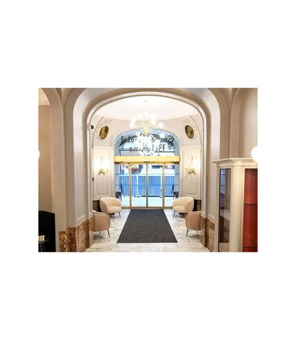 Séjour de luxe à Lille : 2 jours en hôtel 4* sur la Grand'Place - SMARTBOX - Coffret Cadeau Séjour