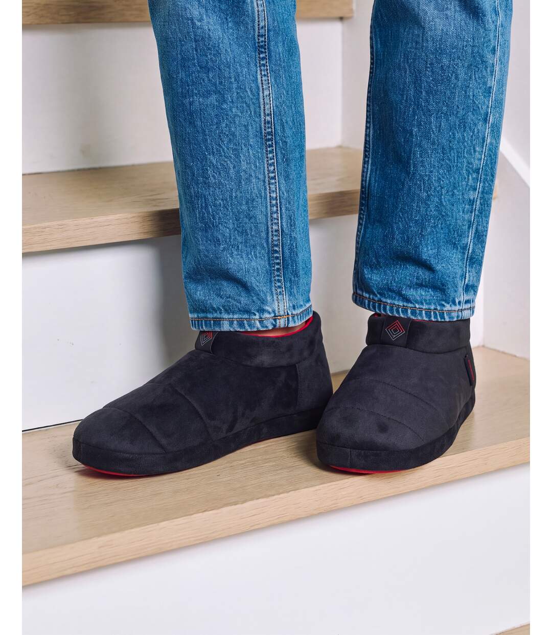 Isotoner Chaussons extra-light Bottillons homme suédine, semelle gomme ultra souple-2