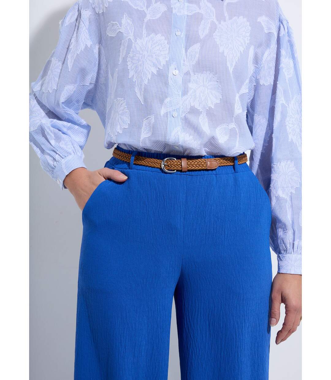 Pantalon taille élastiquée avec ceinture-4