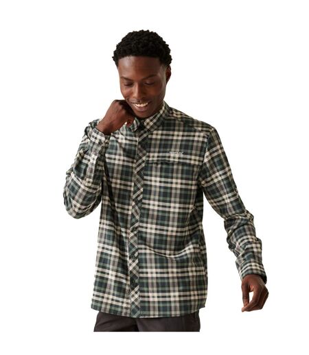 Mens checked packaway long-sleeve travel shirt chemise de voyage à manches longues à carreaux vert agave Regatta