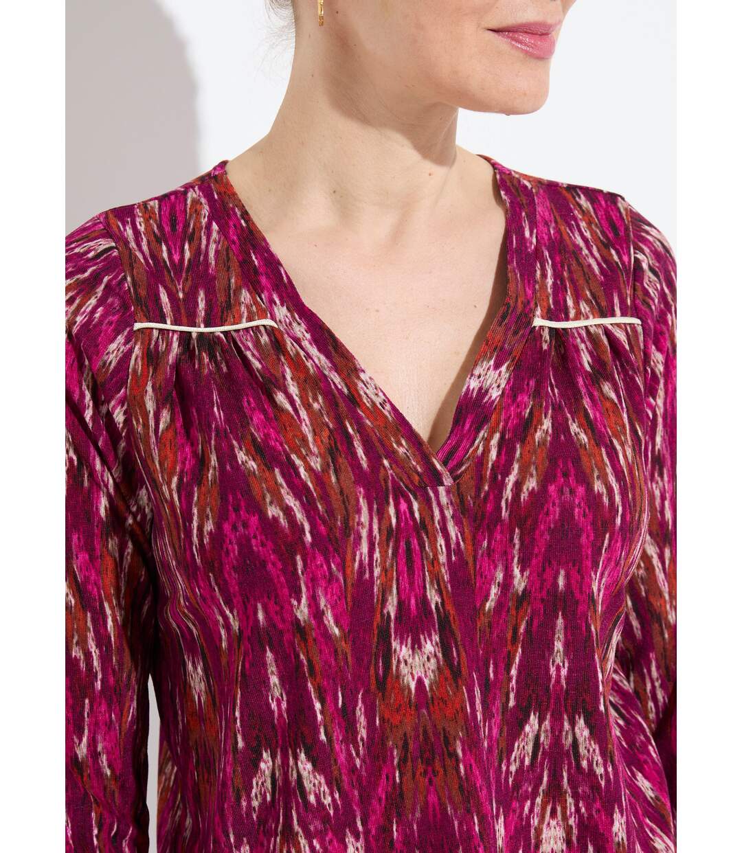 T-shirt chaud col V imprimé manches longues-4