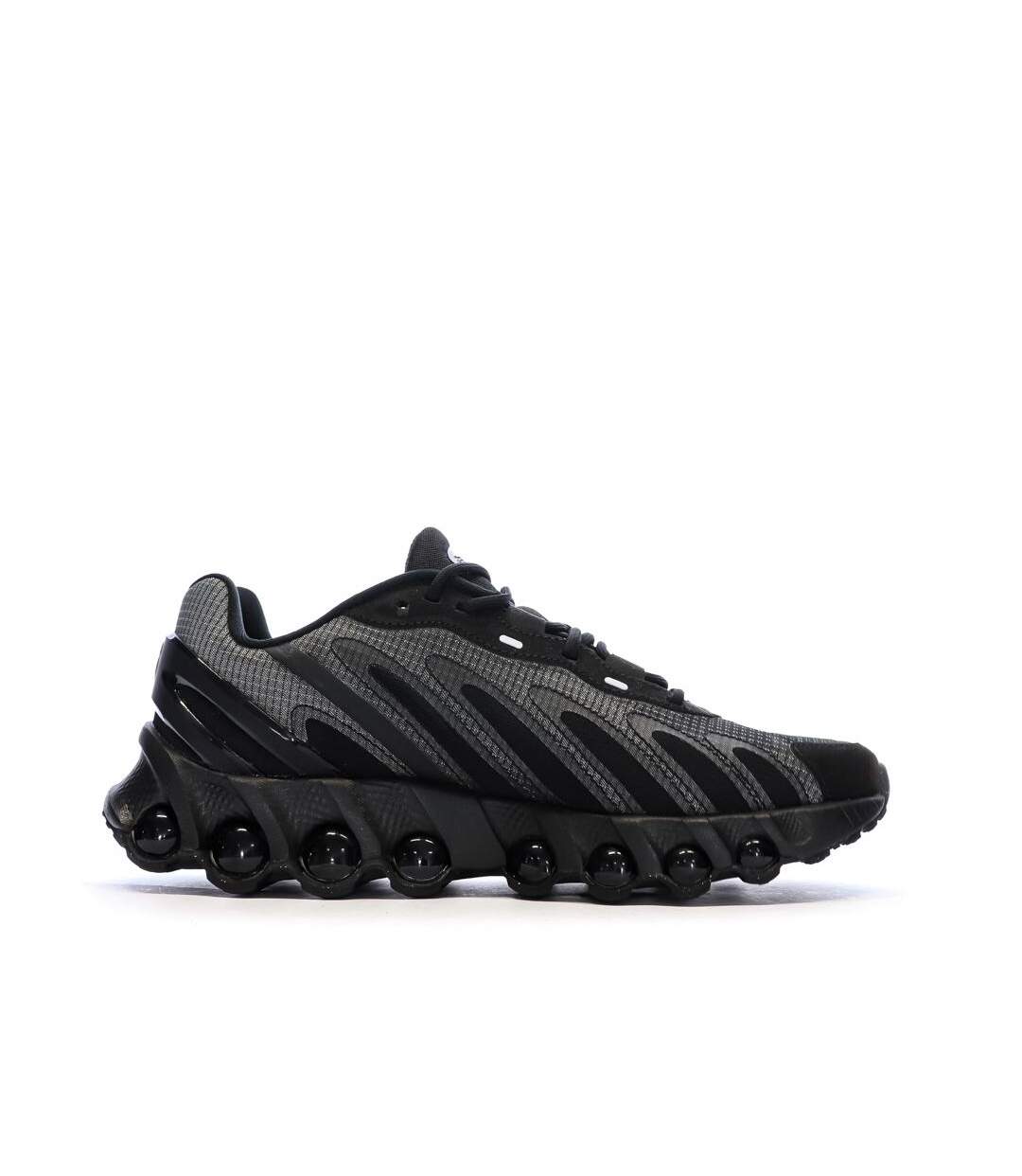 Baskets noires homme nike air max dn8-2