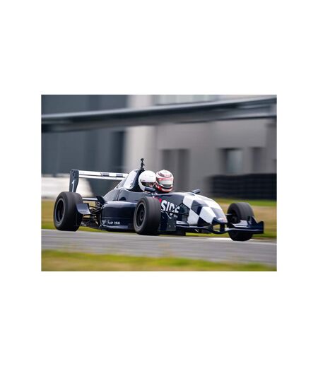 Stage de pilotage : 10 tours en Formule Renault 2.0 - SMARTBOX - Coffret Cadeau Sport & Aventure