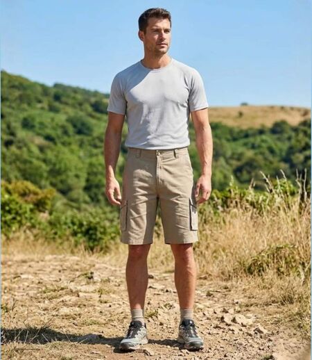 CHALLENGER INDIANA1 : Bermuda homme en coton stretch beige robuste et extensible
