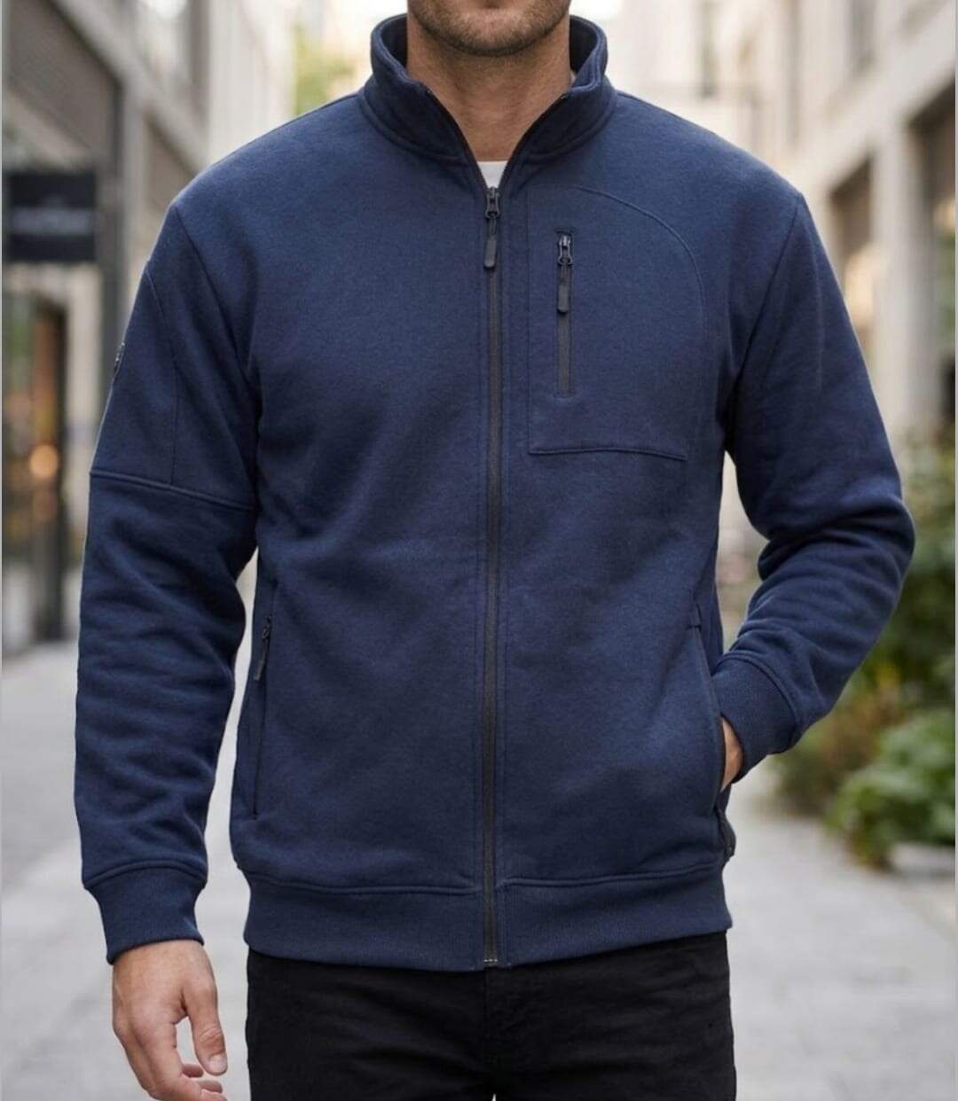CHALLENGER CAPITAINE1 — Veste sweat zippée bleu marine : le confort fonctionnel au quotidien-1