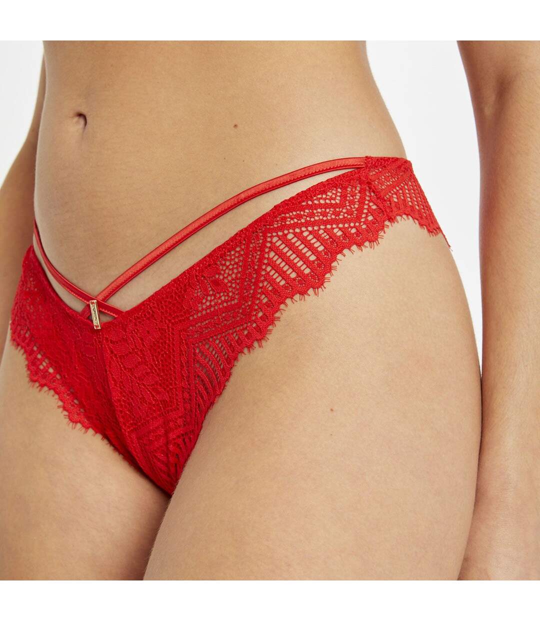 Tanga rouge Sophia