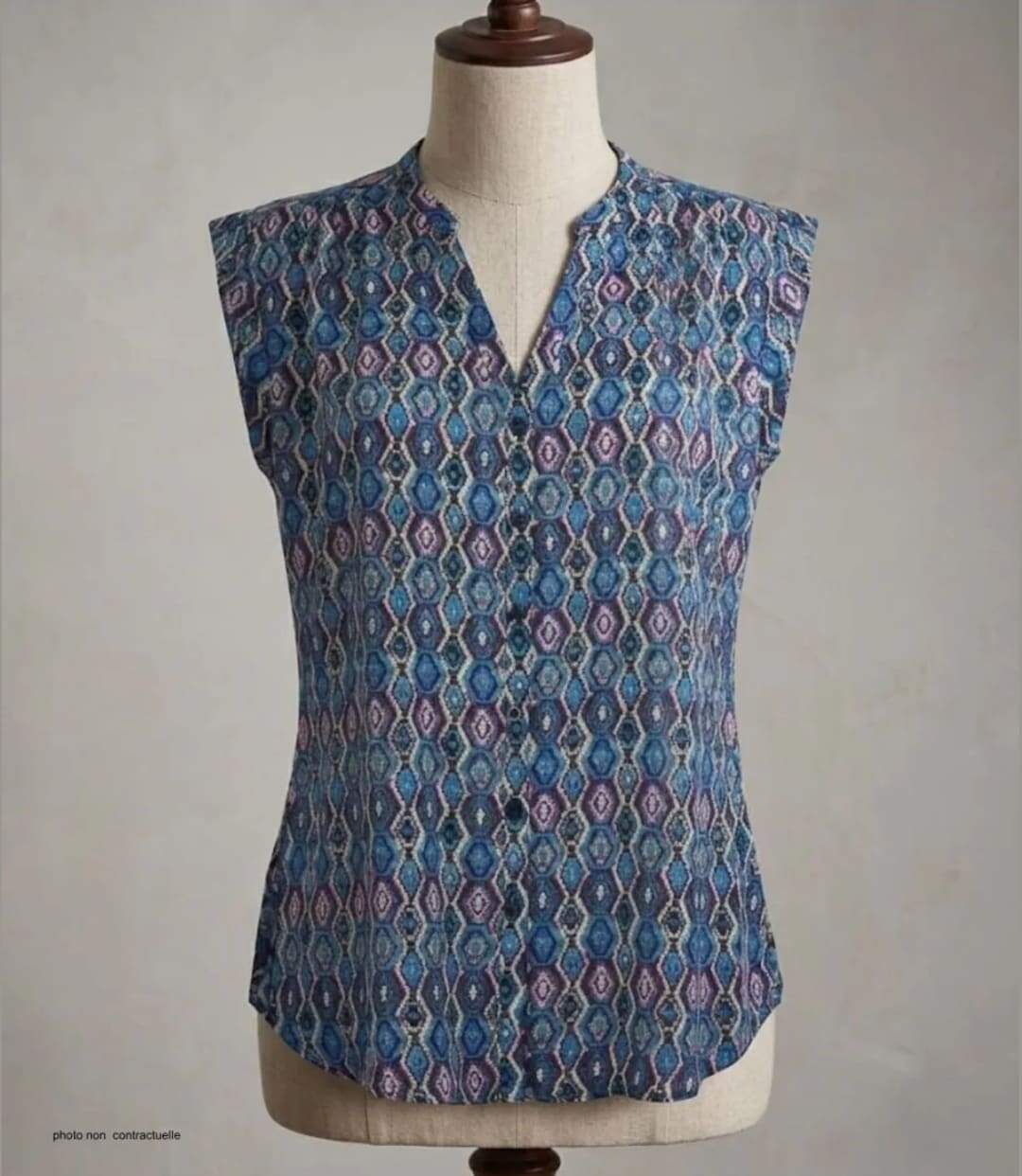 Chemisier sans manches MAYFLOWER N1121A : le top en viscose fluide pour un été frais et élégant-3