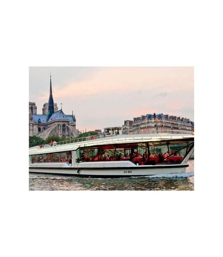 Découverte de Paris lors d’un dîner croisière Prestige sur la Seine pour 2 adultes et 1 enfant - SMARTBOX - Coffret Cadeau Gastronomie