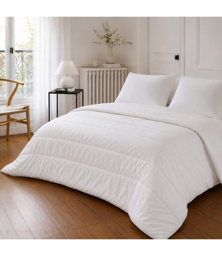Couette ELSA garnissage fibre polyester Ultra légère (été) 100 g/m2