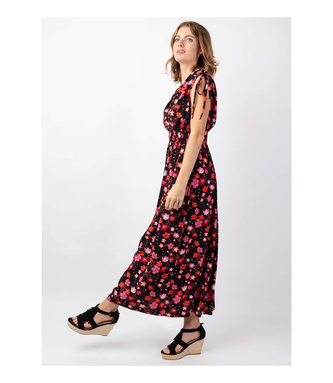 Robe longue larges bretelles TAMARA noire imprimé fleurs Coton Du Monde