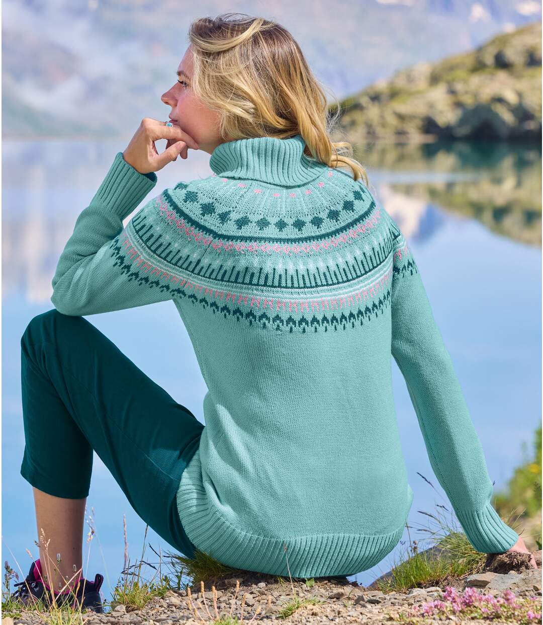 Women's Turquoise Patterned Turtleneck Jumper-2