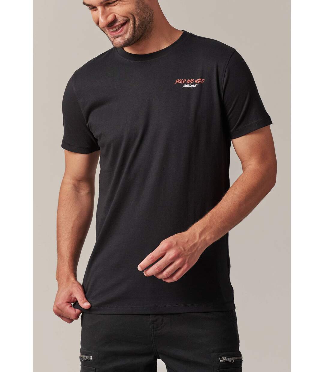 tshirt col rond avec lettrage imprimé sur la poitrine et tête de bulldog aviateur dans le dos BULLDOG-4