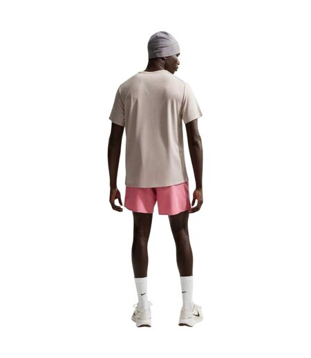 T-shirt Motif/style Swoosh Miler Homme Anthracite Nike