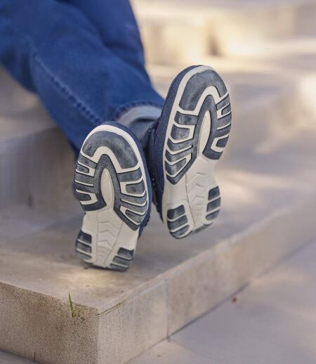 Les Mocassins Scratchés Style Bateau en Jean