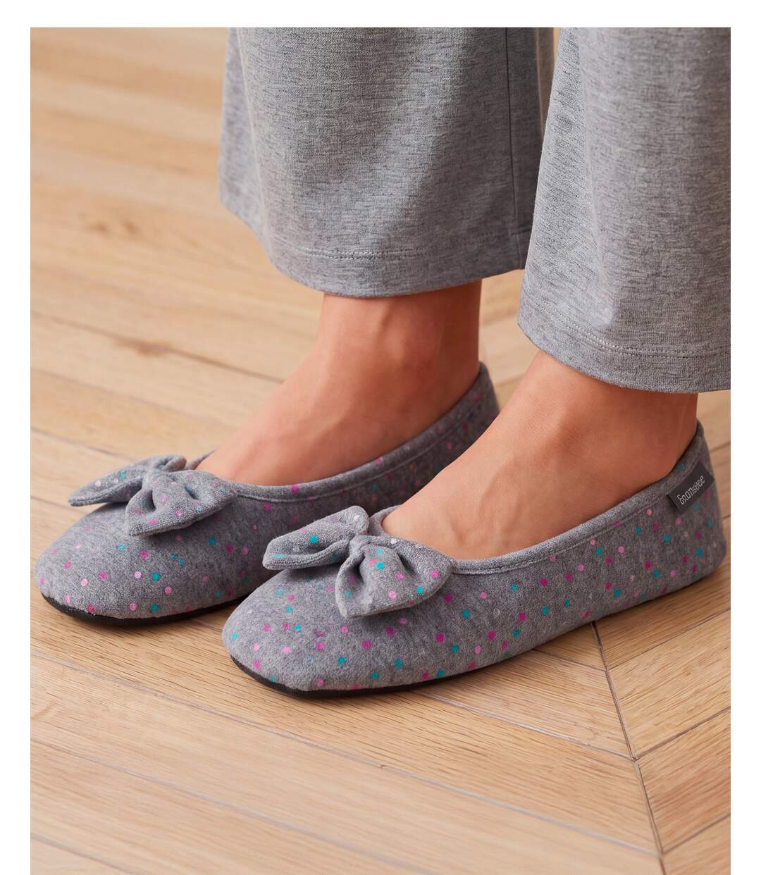 Isotoner Chaussons Ballerines femme velours semelle ultra souple mousse à mémoire forme-2