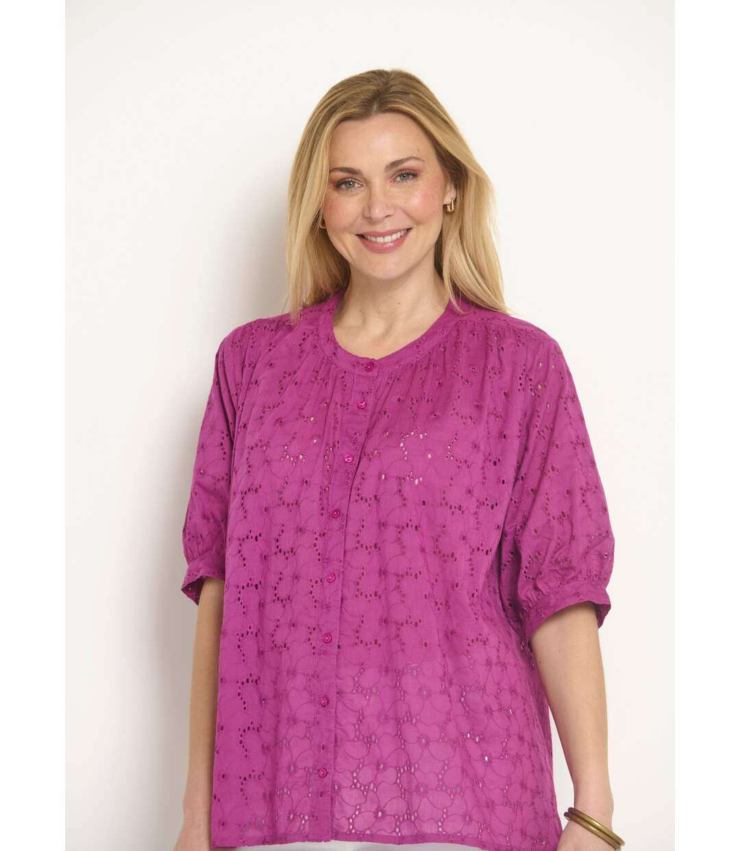 Blouse manches courtes broderie anglaise-4