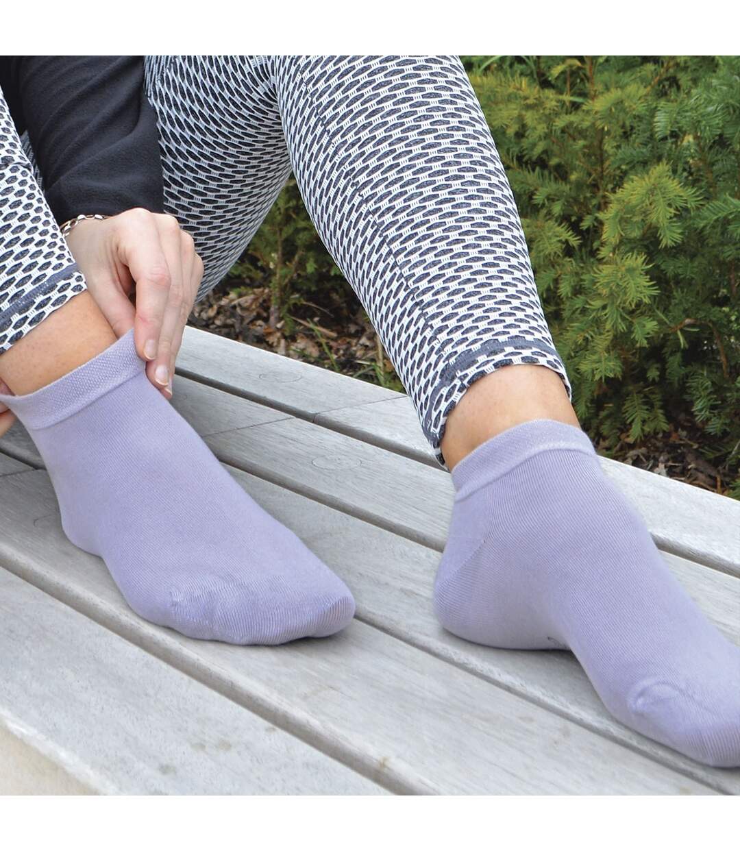 Mens 12 Pack Bamboo Trainer Socks: Cushioned Low Cut Socks for Summer Comfort-4
