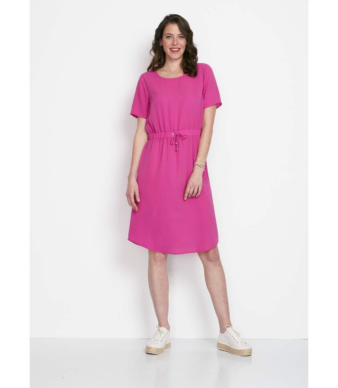 Robe courte droite taille élastiquée-1