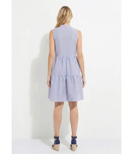 Robe seersucker rayé sans manches volantée