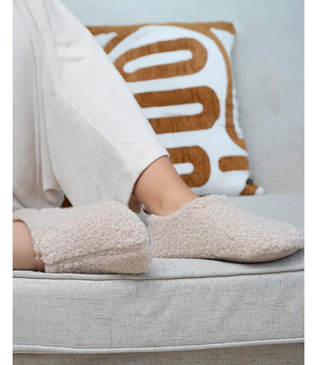 Isotoner Chaussons extra-light Bottillons femme sherpa, semelle antidérapante-2