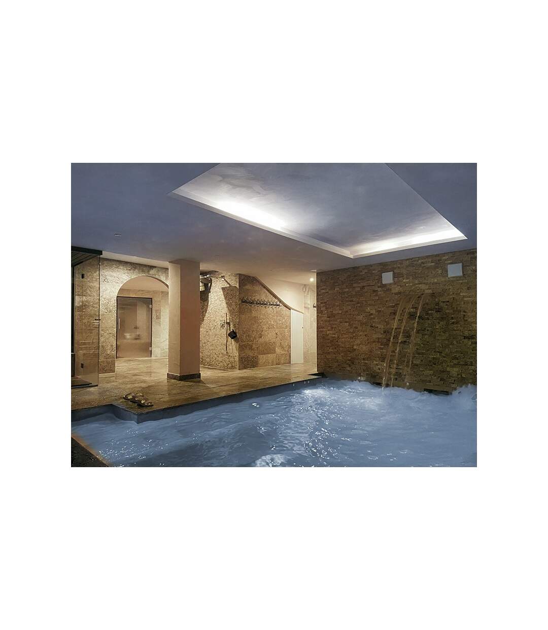 Spa à Bagnolet : gommage visage et corps, piscine, hammam et sauna avec pause gourmande - SMARTBOX - Coffret Cadeau Bien-être-4