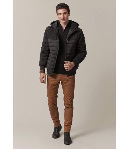 Blouson en bimatière, poche zippée sur la potrine, et 2 poches zippées devant, capuche CEDAR
