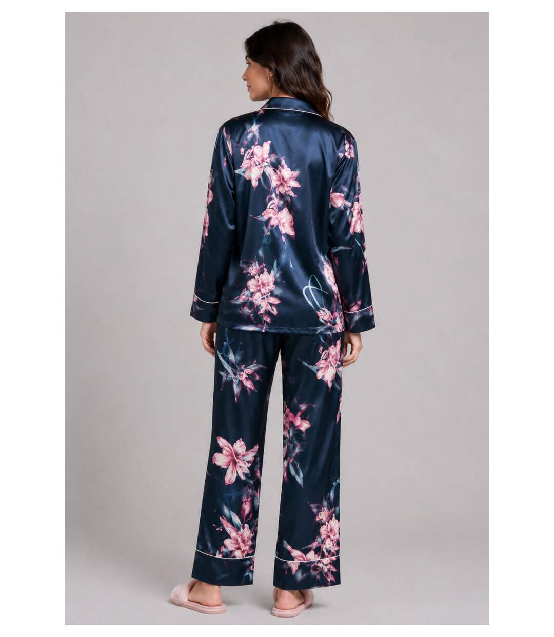 Pyjama fluide en satin-3