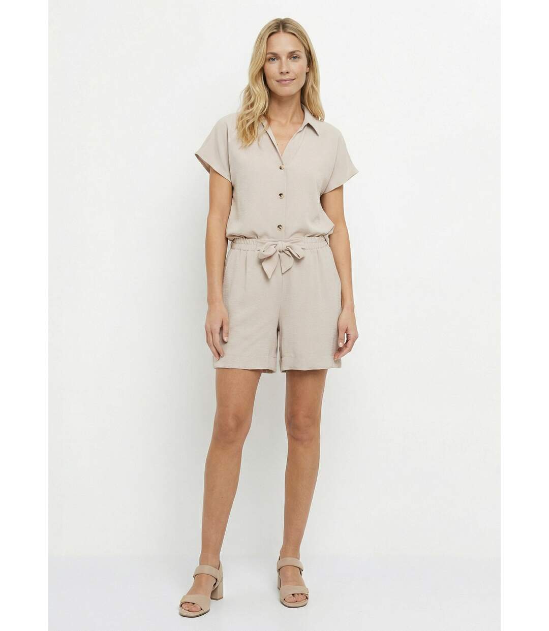 Short souple texturé, noué à la taille-3